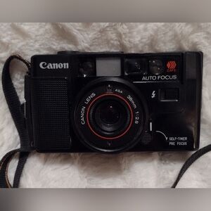 Canon Sure Shot AF35M Autoboy 2 35mm Film Camera 38mm f/2.8 UNTESTED